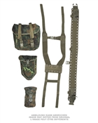 GERMAN CAMO STAND.5-PC. HARNESS SET USED